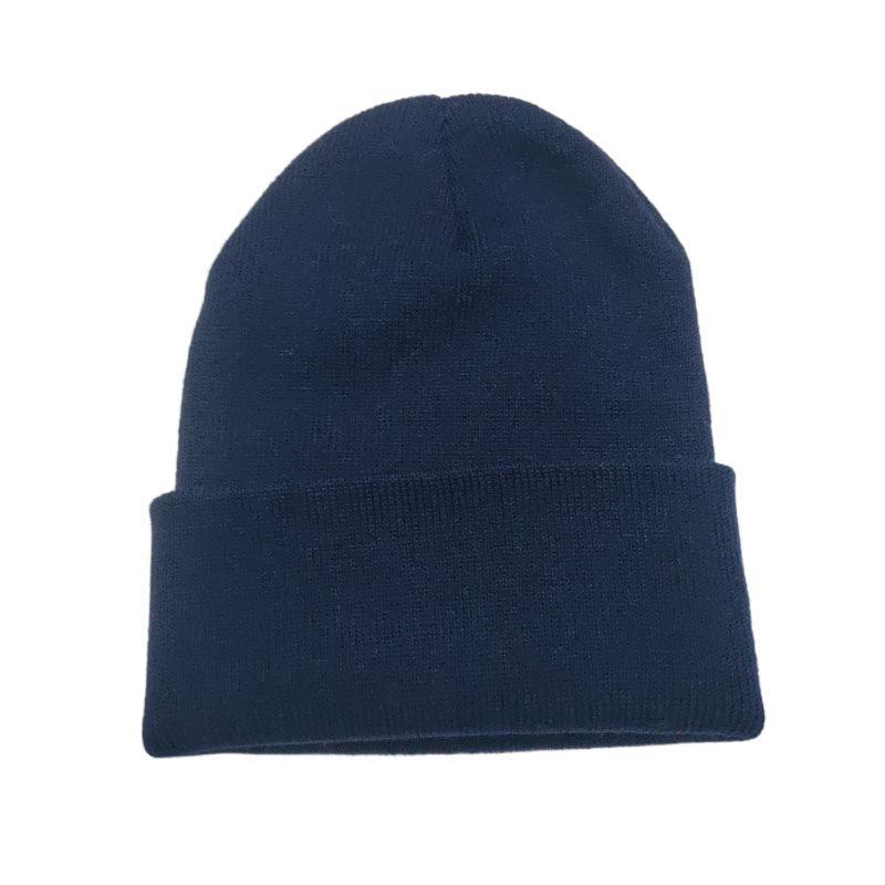 Уютные вязаные шерстяные шапки на осень и зиму - однотонные