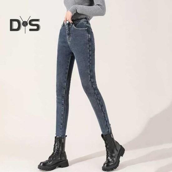 Women Winter Plush Jeans High Waist Thick Velvet Lined Slim Fit Pencil Pants Button Zipper Closure Pockets Straight Leg Trousers for Street to Party