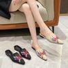 2024 Embroider Floral Shoes Ladies Pointed Toe Slippers Silk Mules Woman Low Heels Slides Flat Sandals Femmes Outside Pantuflas