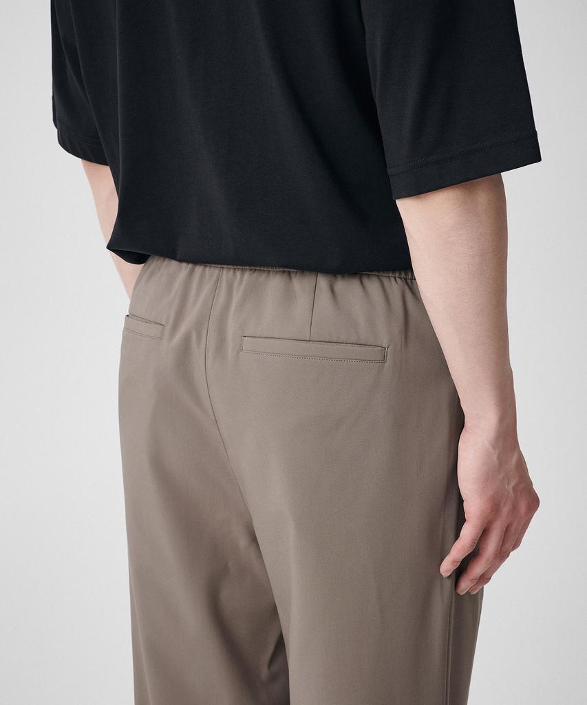 MUSINSA STANDARD [Cooltandard] One-Pleat Wide Elastic Waist Slacks [Dusty Beige]