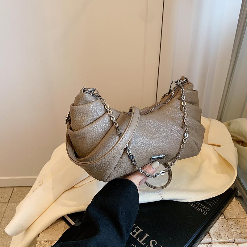 Premium Texture Niche Bag Women's Bag 2025 New Versatile Popular Ins Messenger Bag Fashionable Shoulder Dumpling Bag