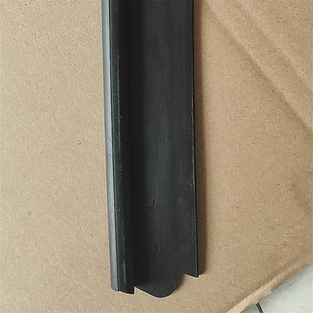 Верхний уплотнитель передней решетки 53395-33010 для Toyota CAMRY 07-11