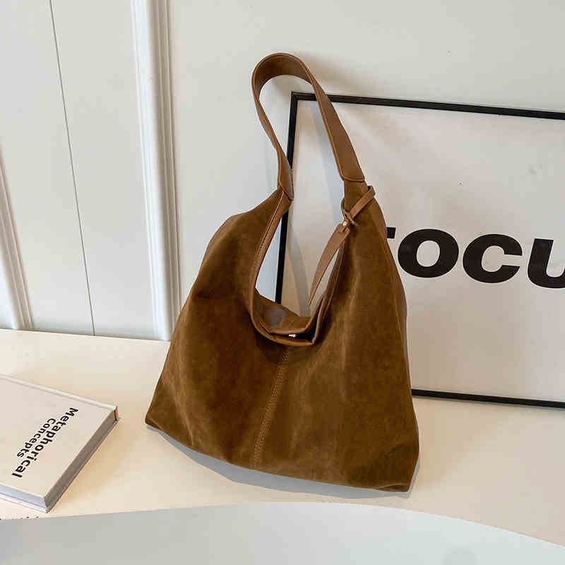 Women's Suede Shoulder Bags Autumn Winter Vintage Large Capacity Work Commuter Bags Brown Versatile Shopping Bag