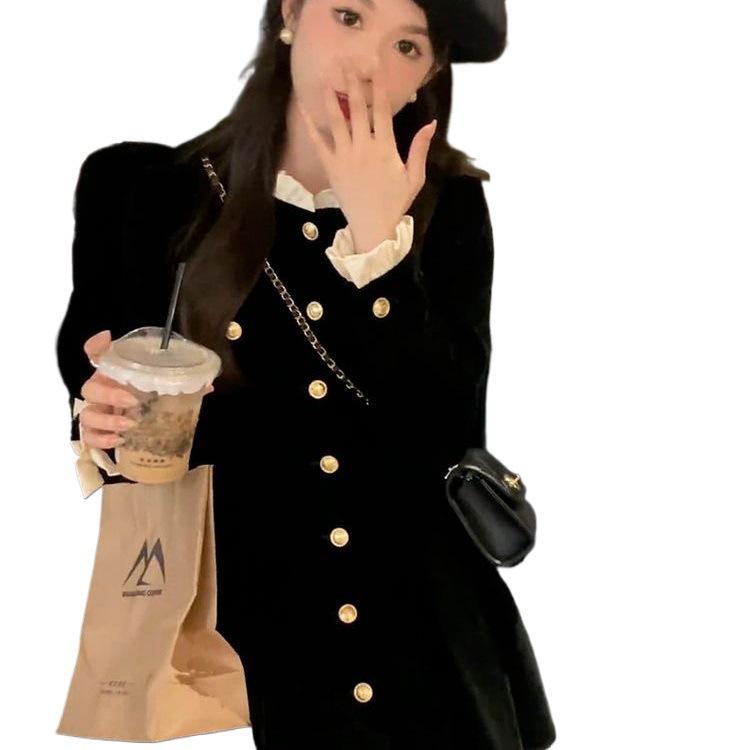 Chic Hepburn-Style Little Black Dress: Women's Slim-Fit Short Skirt for Early Autumn 2025