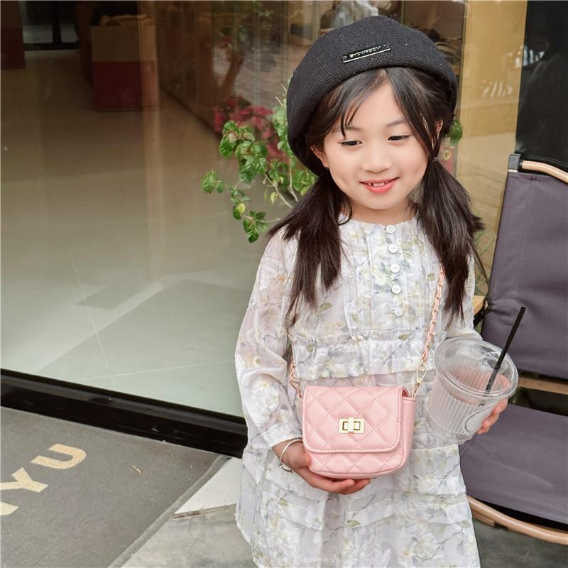 Chic Korean Style Girls Crossbody Bag Fashionable Quilted Chain Shoulder Bag For Toddlers
