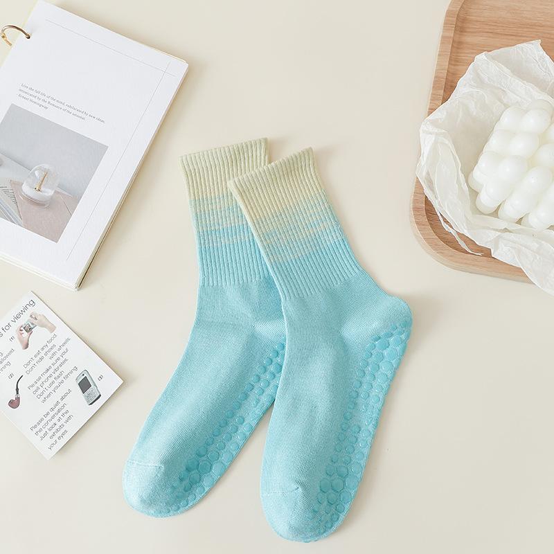 Gradient Yoga Socks Women Professional Silicone Non-slip Pilates Socks Indoor Workout Gym Fitness Cotton Dance Sports Socks Sox