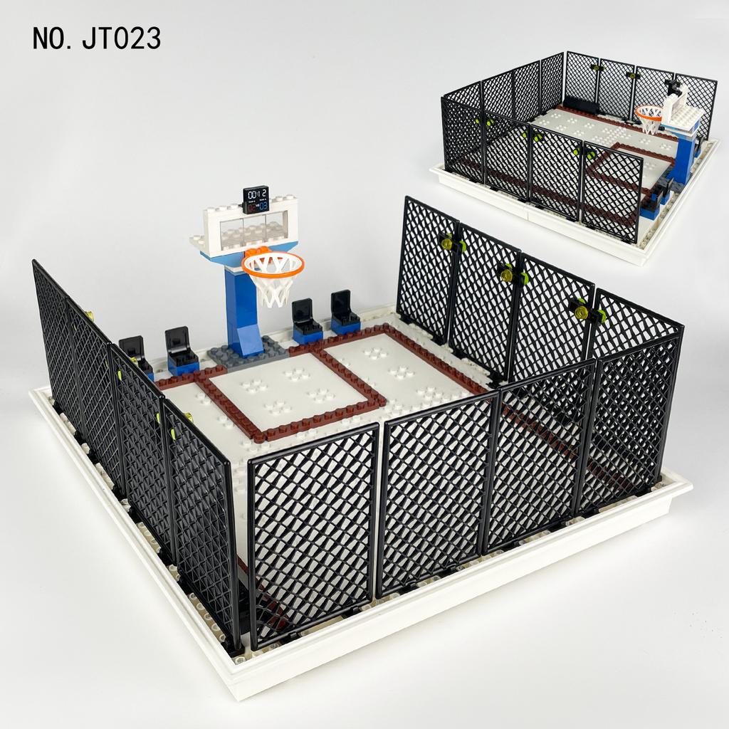 JT023 Школьная баскетбольная площадка. Дети собирают строительные блоки, игрушки.