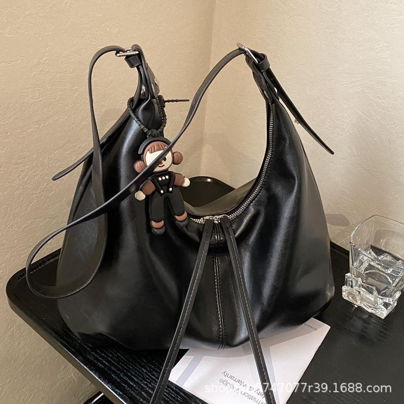 Commuter Winter Bag Tote Shoulder Work Armpit Korean Version Trendy New Bag 2025 Large Capacity Ins Versatile