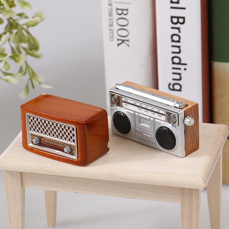 1: 12 Dollhouse Home Accessories Pocket Simulation Mini Retro Radio