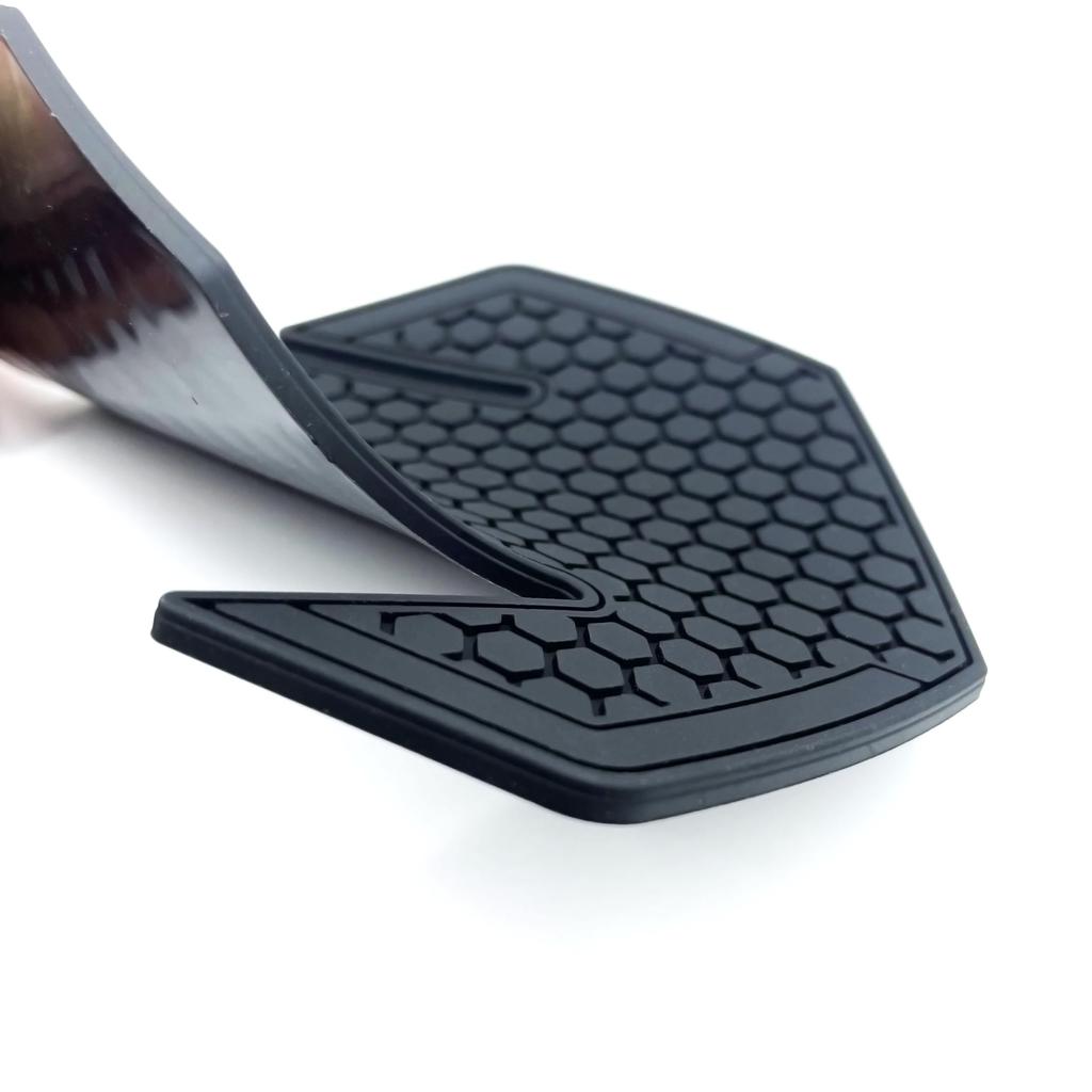 Motokano Tank Pad Eliminator/SE (24) ELIMINATOR400 Z E-1 Ninja E-1 (2024MY-) Traction Pad (Black)