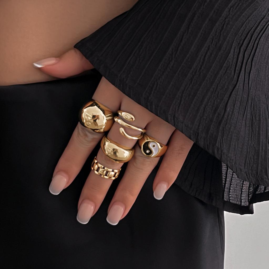 Wind Metal Smooth Water Droplet Hug Ring Female, Personality Design Sense Open Ring Rings