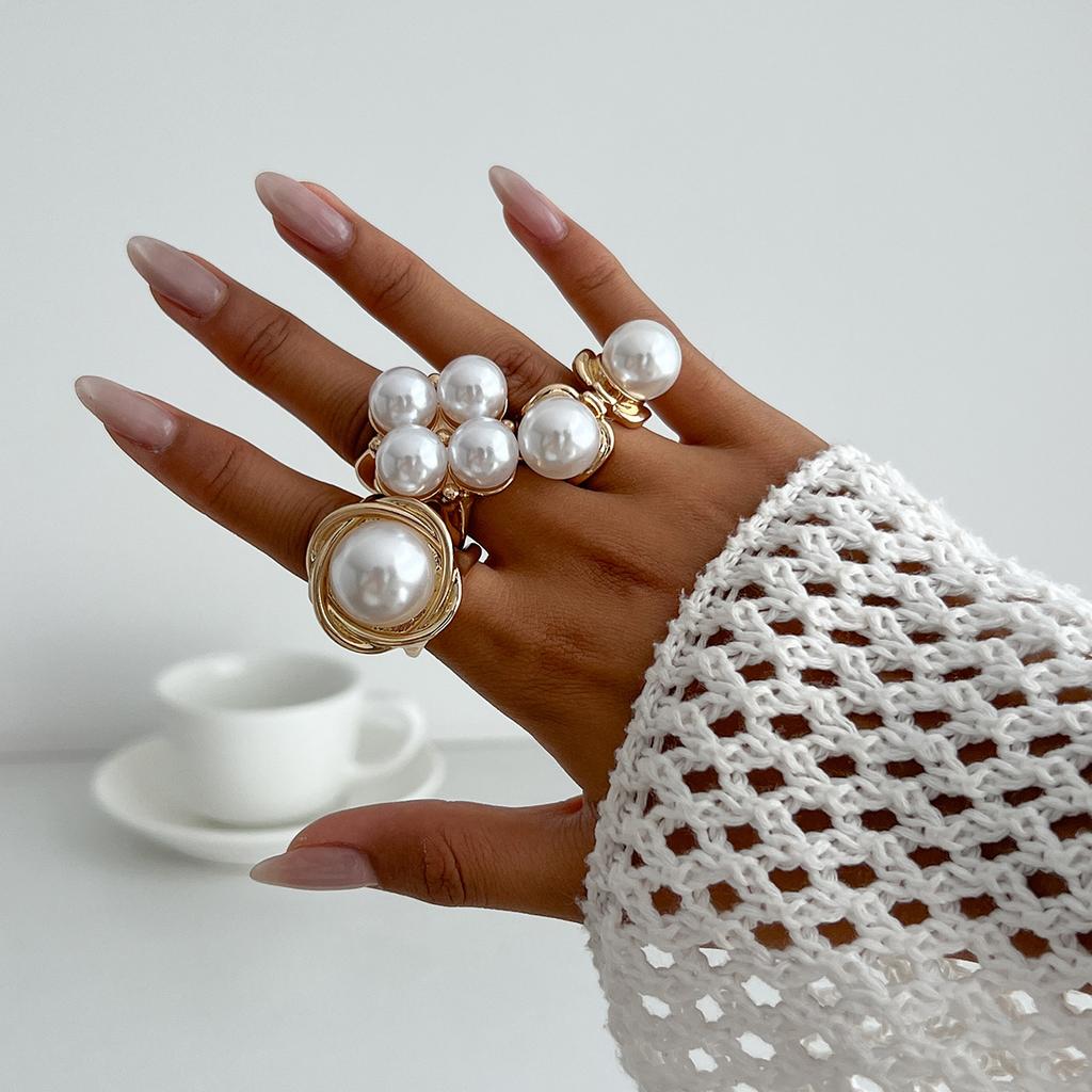 Personalized Exaggerated Imitation Pearl Ring Hand Jewelry, Retro Irregular Liquid Lava Ring Set