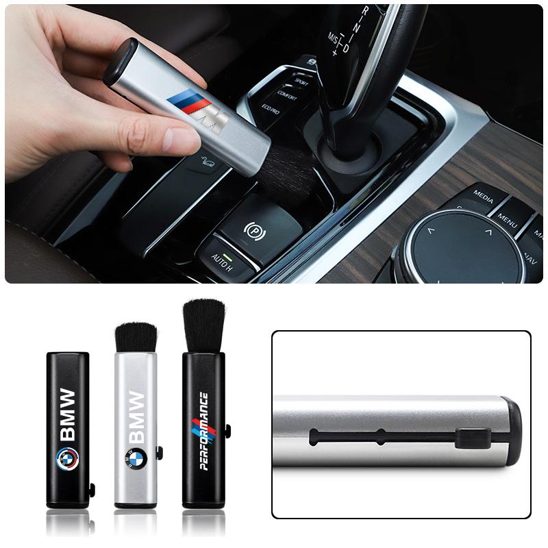 1Pcs Car Retractable Cleaning Soft Brush Dust Tools Accessories For BMW G80 G06 G07 G42 G14 G15 G16 F82 F20 F21 F83 M2 M3 M4 M5