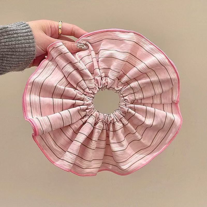 Korean Scrunchies Silk Satin Vintage Floral Hairtie for Pony Hair Band Beach Accessories Rolled Up Women and Girls Fashion Style