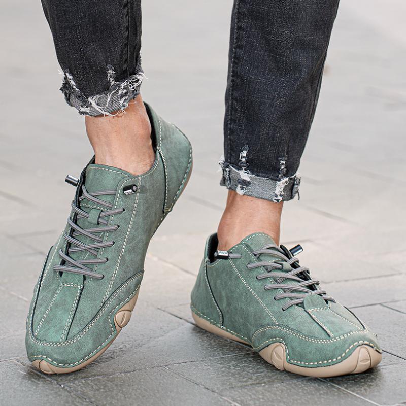 Повседневная обувь для мужчин. Удобные мокасины на плоской подошве. Дизайнерская спортивная обувь класса люкс. Модные кожаные кроссовки для мотоциклистов.