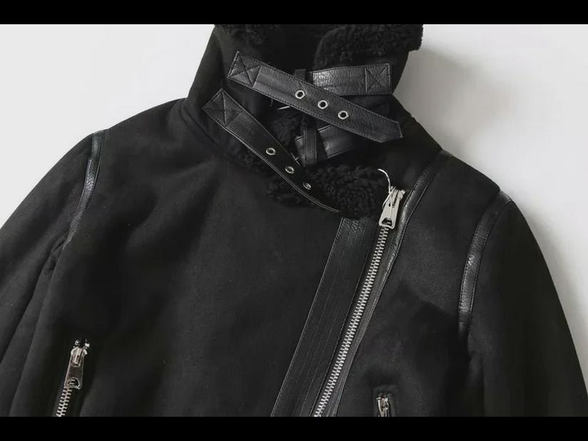 Женское черное замшевое мотоциклетное пальто кофейного цвета с большими лацканами и меховой подкладкой