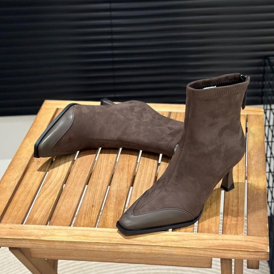 Женские короткие ботинки осень-зима 2025 новая мода универсальные замшевые остроносые тонкий каблук высокий каблук ботинки с юбкой модные ботинки