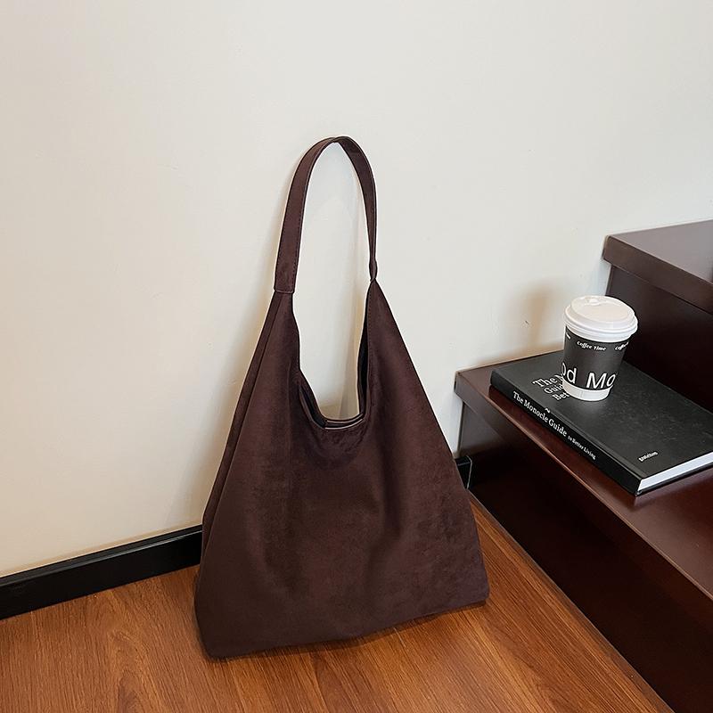 Large-capacity Tote Bag, Women's Korean Version, High-end Sense, Trendy Commuting, Simple and Versatile Shoulder Bag.