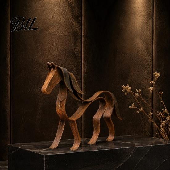 Artistic Study Room Ornament Vintage Metal Horse Figurine, Handcrafted Rustic Sculpture Art Statue, Sophisticated Living Decor Modern Desktop for Home
