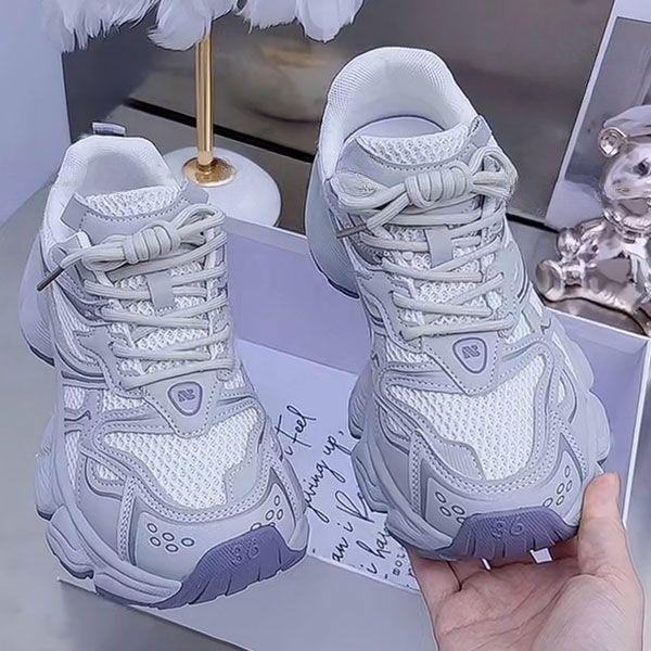 2025 весна и лето дышащие кроссовки для папы новая мода универсальные сетчатые толстая подошва увеличивающие рост повседневные спортивные туфли женская обувь