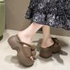 Модные сандалии на толстой подошве для женщин 2024 года, модная летняя новая корейская версия, модные тапочки со стразами и цветком в форме рыбьего рта, по слухам
