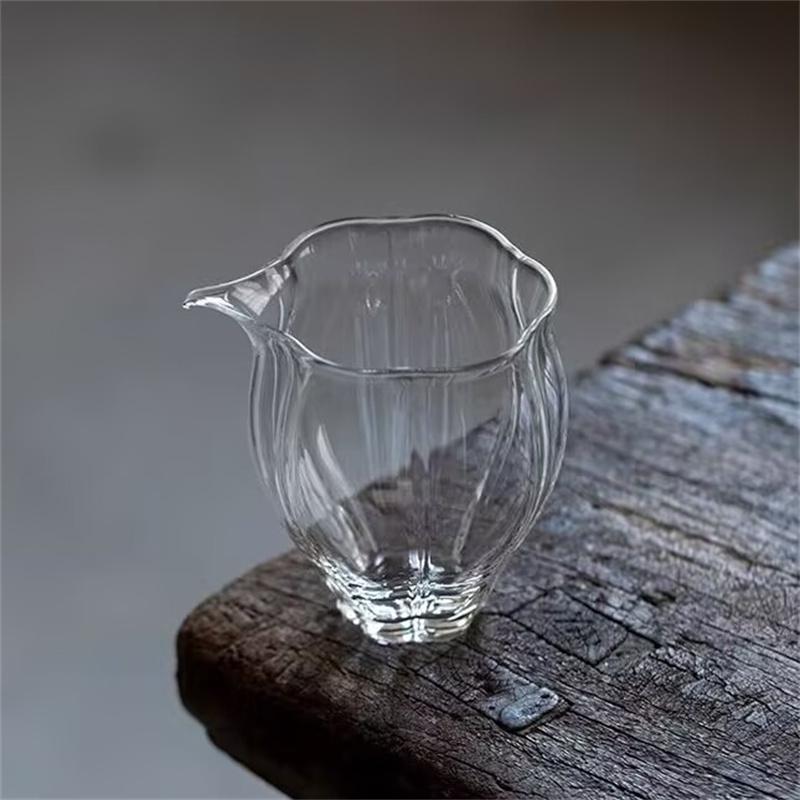 180ml Flower Bud Heat Resistant High Borosilicate Glass Fair Cup Tea Pitcher Chahai Kung Fu Tea Set Accessories Teaware