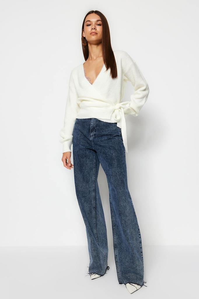 Women's Fashion Stylish Cardigan Black Soft Textured V-Neck Knitwear Cardigan