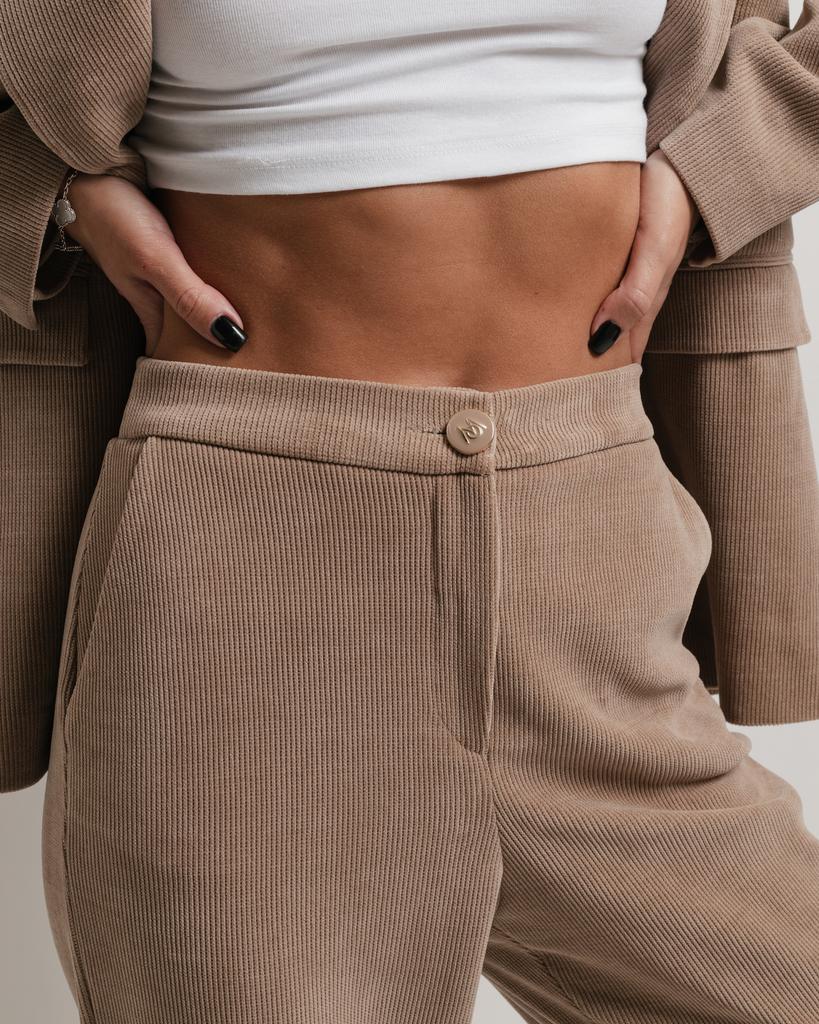 Костюм женский Of White 8046 36 бежевый (пиджак, брюки)