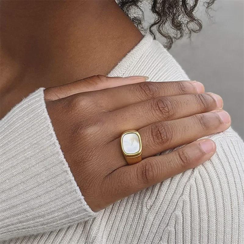 St. Delan Simple Fashion Square Gold and White Stainless Steel Ring