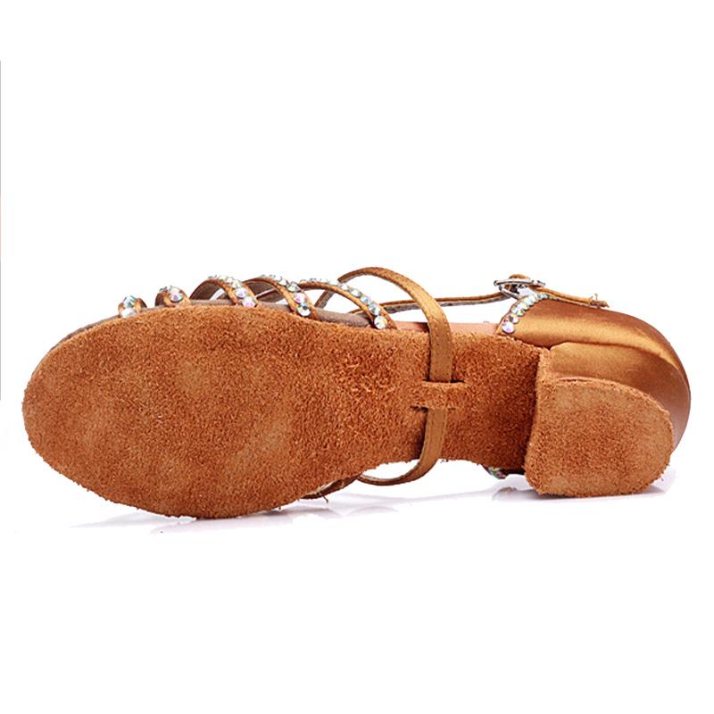 Женская атласная обувь для латинских танцев для девочек, детская танцевальная обувь для бальных танцев и сальсы на низком каблуке со стразами