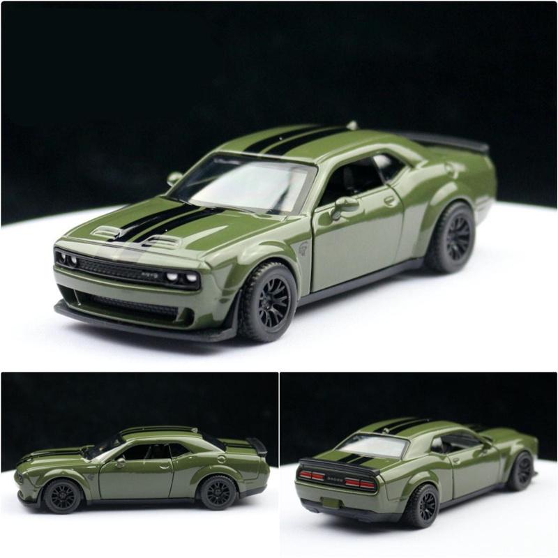 1/44 DODGE Charger SRT Hellcat Модель спортивного автомобиля из сплава Литой металл Маслкар Гоночный автомобиль Модель автомобиля Симуляция Детская игрушка Подарок