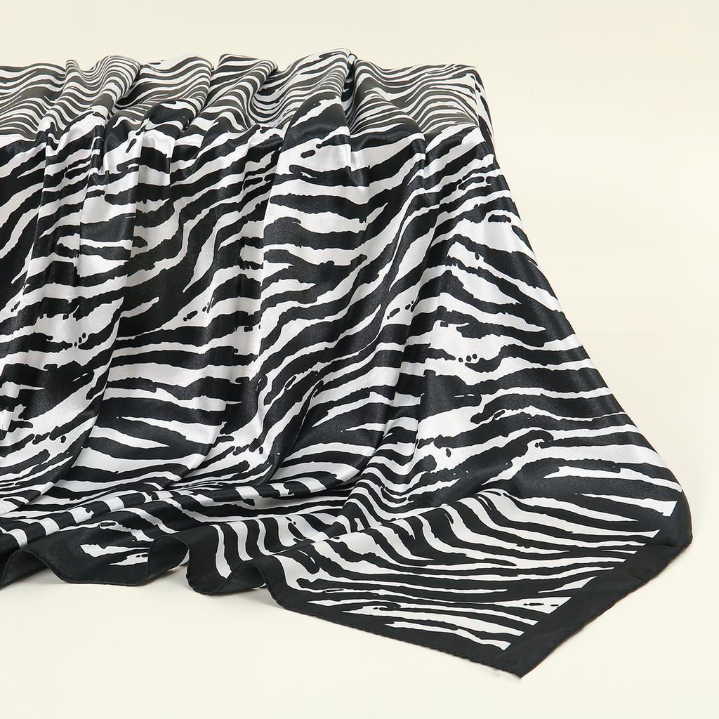 90x90cm Leopard Print Square Scarf Women's Hijab Head Wrap Scarf Shawl Neck Kerchief Head Bands Foulard Female Scarfs