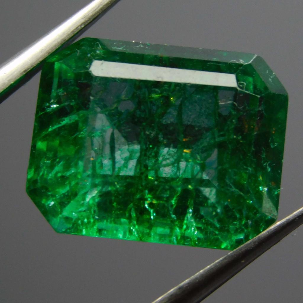 Natural Green Emerald Loose Gemstone Colombian Emerald Cut 8 ct for Jewelry Making and Crafts