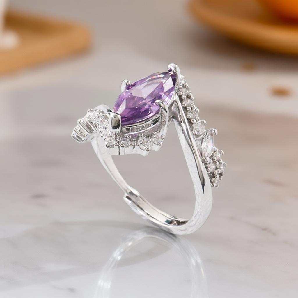 Purple fashion charm openwork cubic zirconia ring, exquisite, elegant, unique, and high-end
