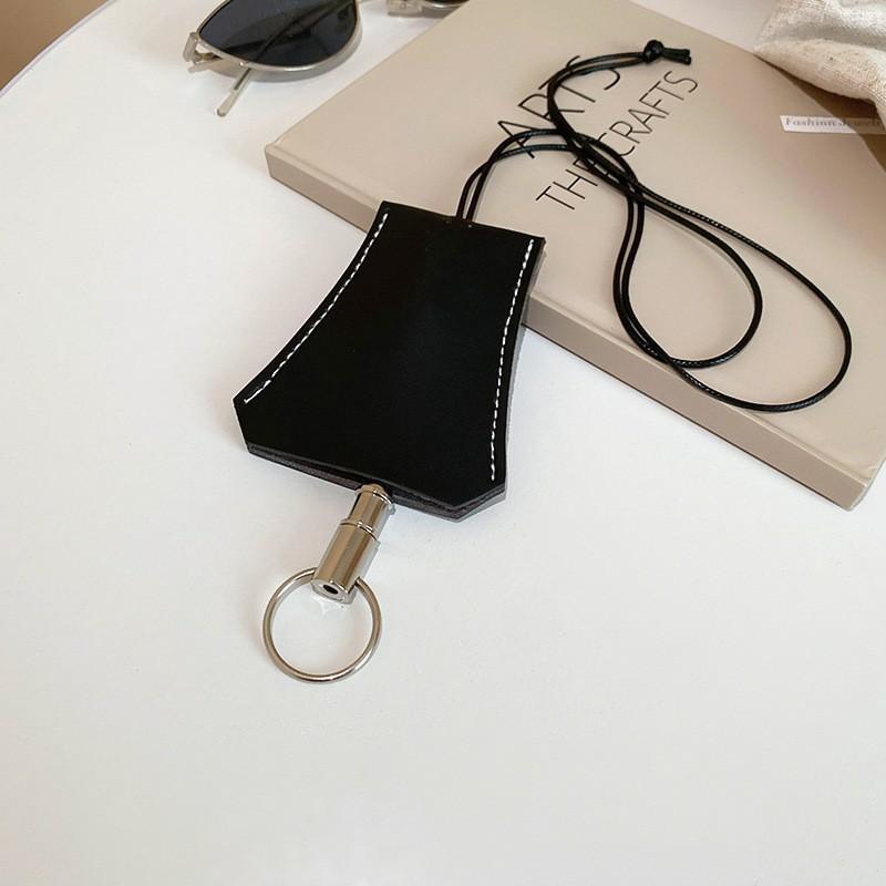 Длинная кожаная выдвижная сумка для ключей с подвеской на шею, кожаное брендовое ожерелье, подвесные очки, брелок, нишевые аксессуары, тренд