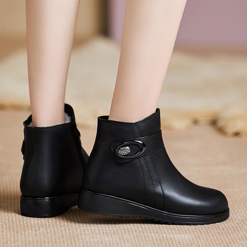 Зимние ботинки для женщин. Зимние сапоги. Женские нескользящие женские повседневные ботинки. Теплые женские ботинки на массивном каблуке.