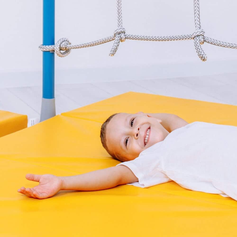 Гимнастический мат Comet 150x100x3 трехсекционный - оранжевый/желтый