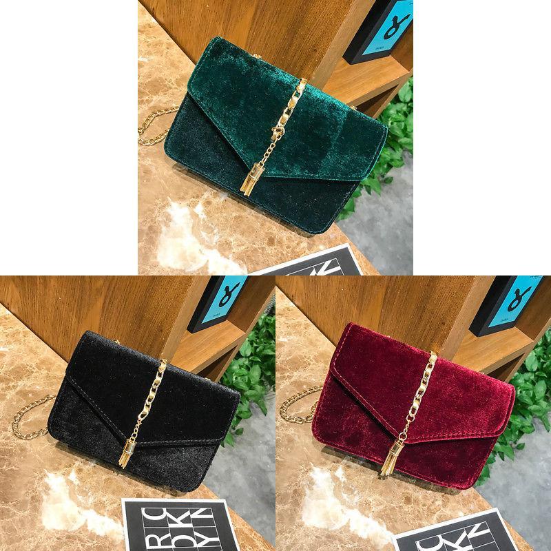 Retro Minimalist Square Shoulder Bag In Synthetic Leather For Trendy Look