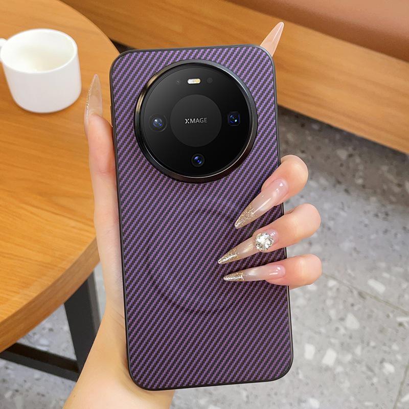Магнитный чехол из углеродного волокна для Huawei Mate80RS - Дизайн Soft Armor с большим отверстием и кожаной текстурой для Honor 600Pro