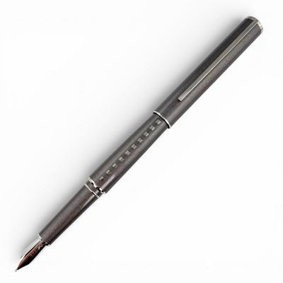 Отличная перьевая ручка LOUIS VUITTON Jetligne Металлический серый 18K мужская N79258 Б/у