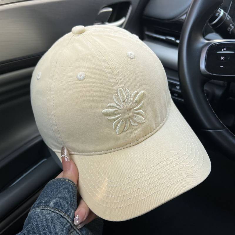 Classic Cotton Embroidered Baseball Cap With Adjustable Fit For Daily Outdoor Sun Protection