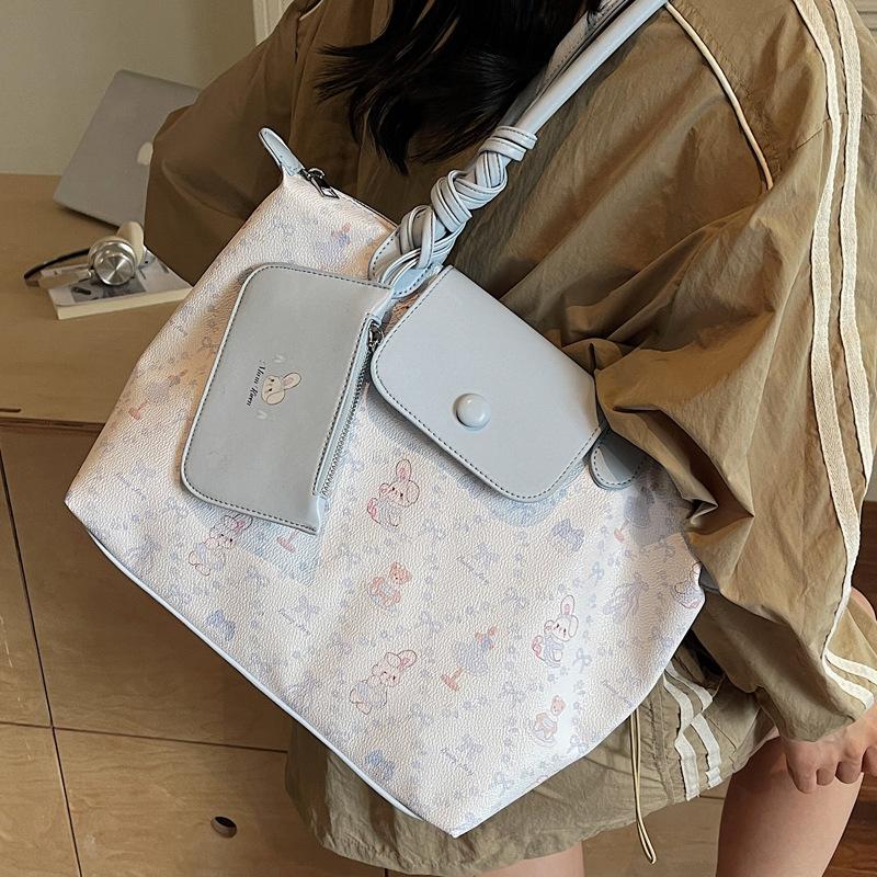 Retro Commuter Large-capacity Bag Women's 2025 New Niche Design Shoulder Bag Sweet and Cute Printed Tote Bag