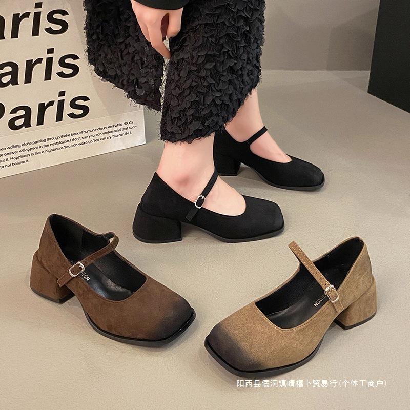 French retro high heels square head single shoes women's shoes 2025 new spring and autumn temperament evening Mary Jane shoes