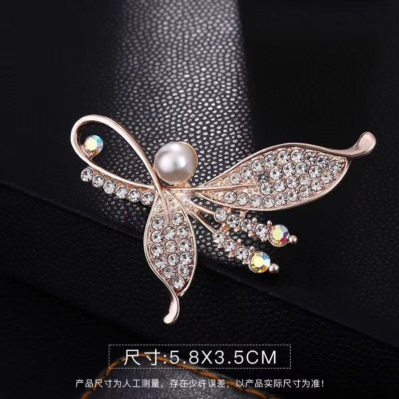 Brooch High-End Sense Niche High-End Women'S Silk Scarf Buckle Alloy Corsage Small Fragrant Wind Pearl Rhinestone High-End