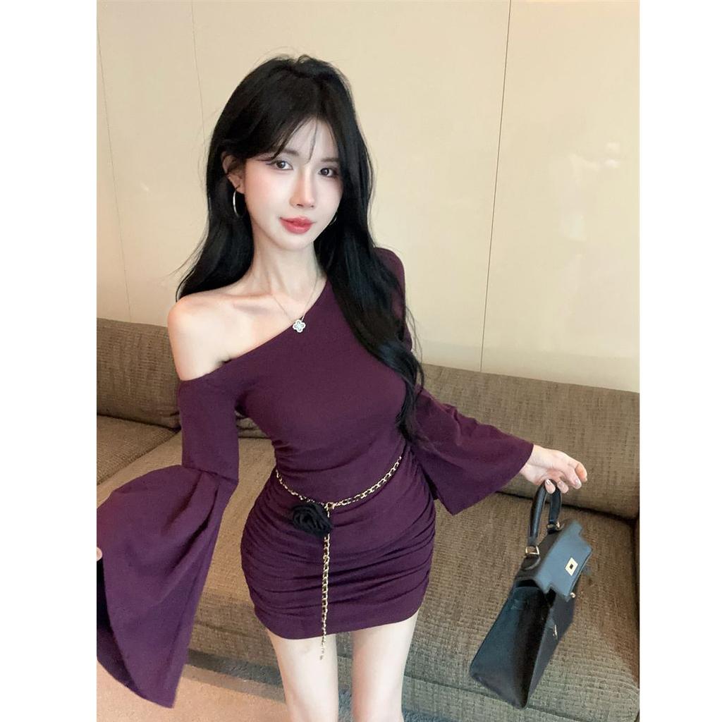 One-word shoulder horn sleeve purple dress women's autumn and winter sexy hip-wrapped mom skirt socialite shows body inside skirt