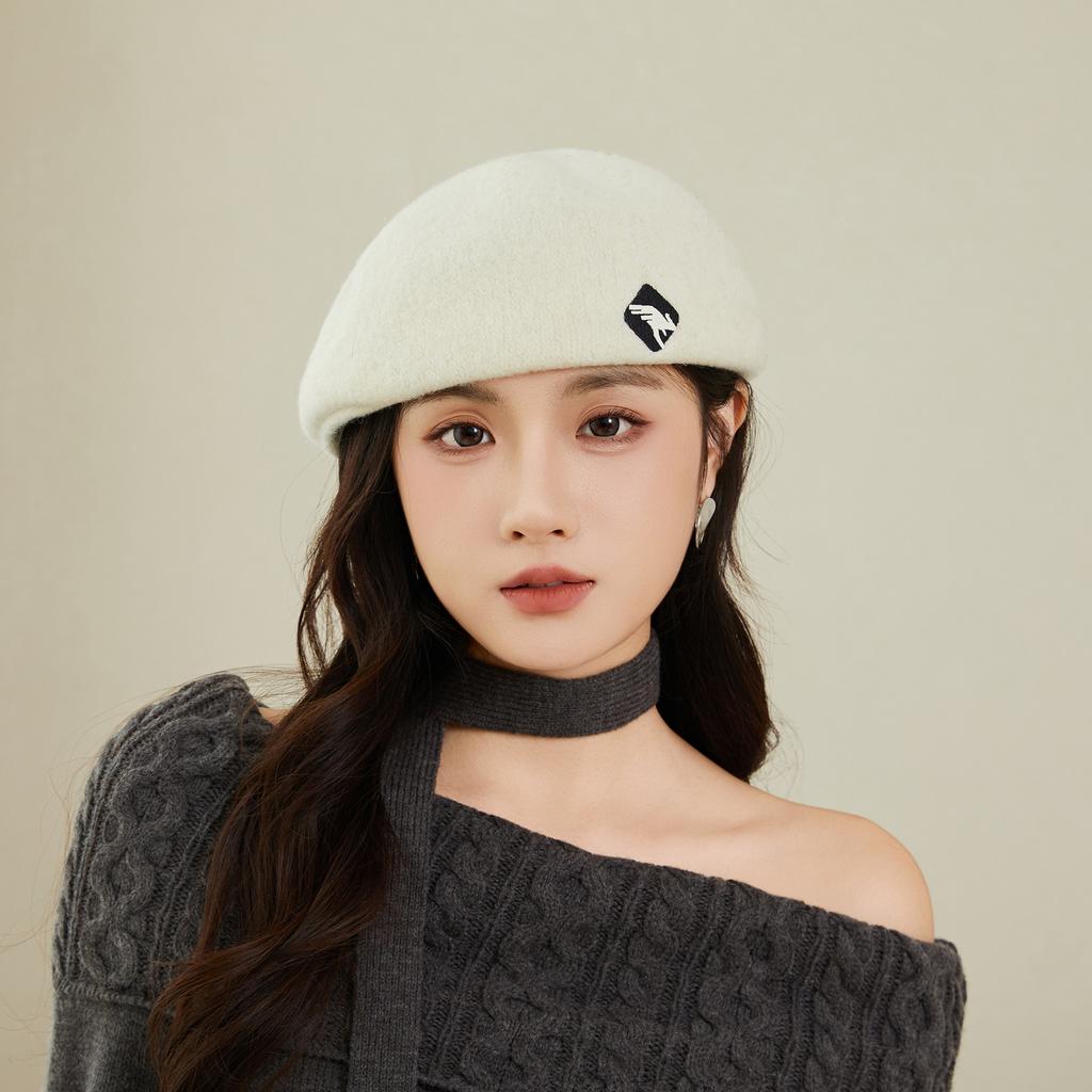 Japanese Reversible Woolen Beret for Women Versatile Niche Ins Style Warm Forward Hat Fashionable Travel Hat