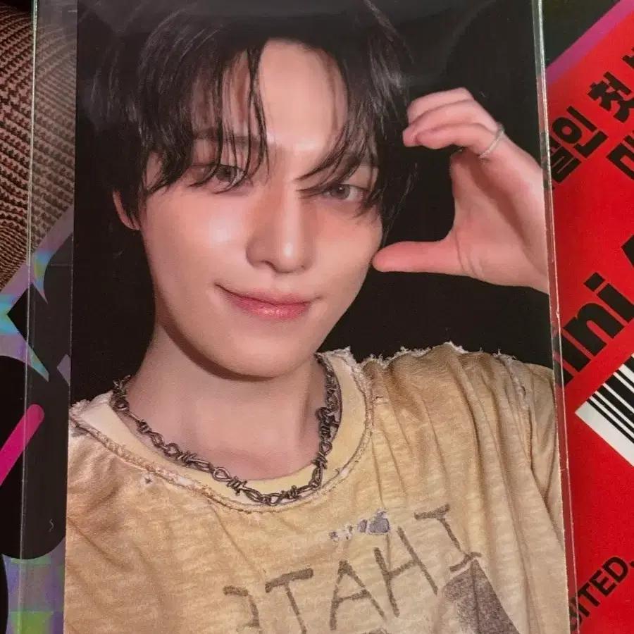 SEVENTEEN Dino Blood Iron Man Gilboard Chairman Limited On-site Pickup special gift photocard