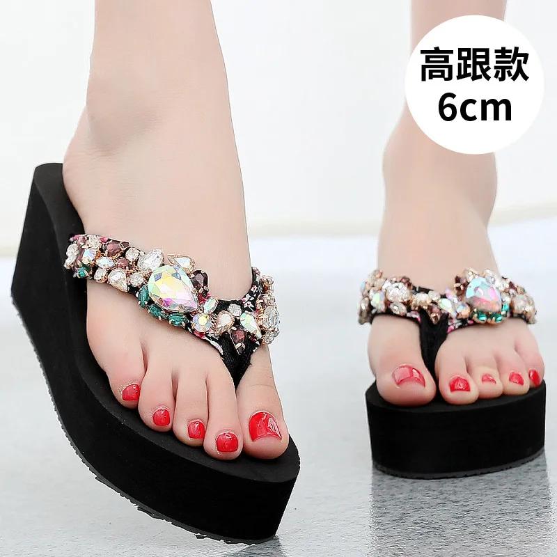 Модные женские тапочки на плоской подошве, роскошные шлепанцы со стразами, сандалии, праздничная пляжная обувь, сандалии на танкетке, женские сандалии на платформе, размер 41-42
