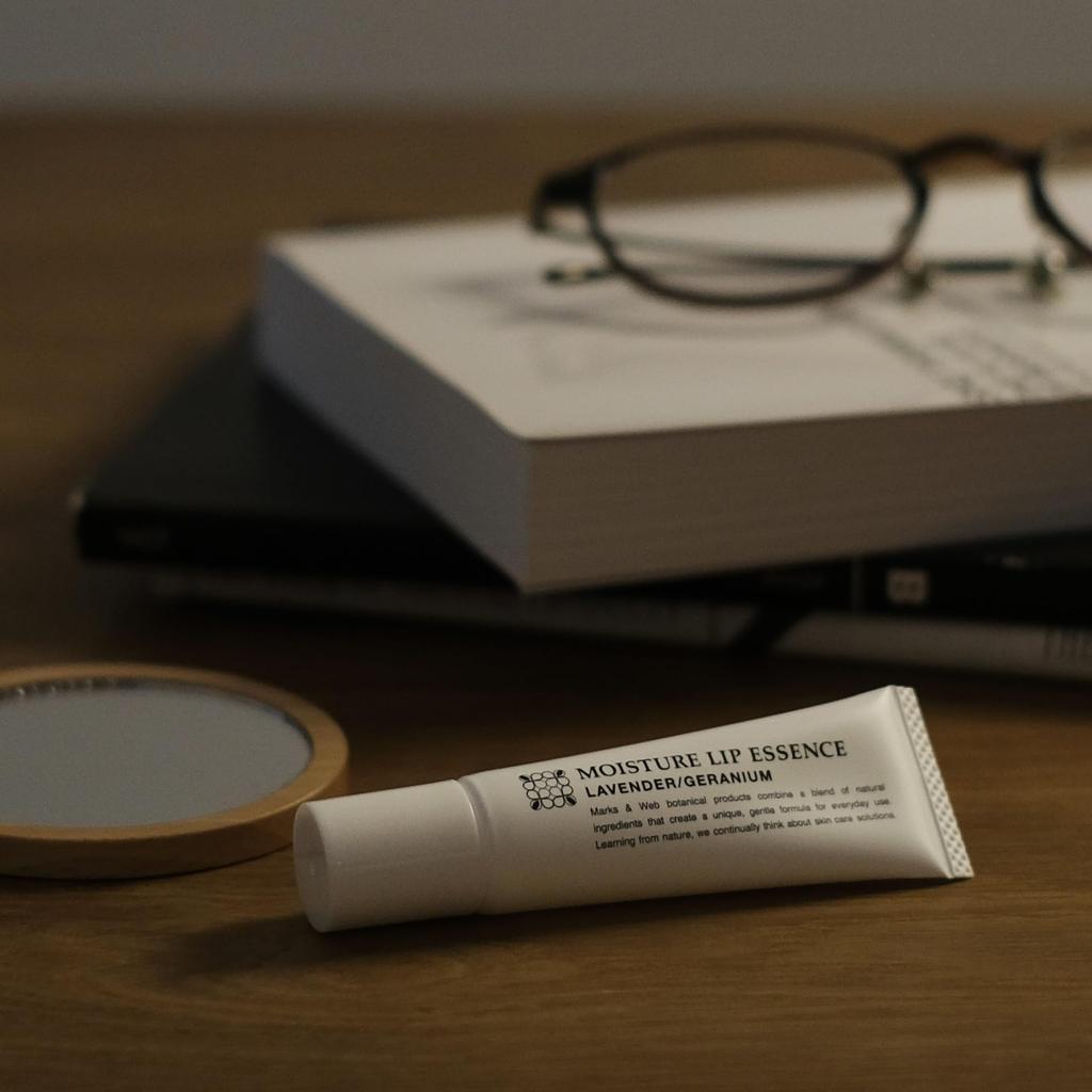 Moisture Lip Essence 10g MARKS&WEB Lavender/Geranium