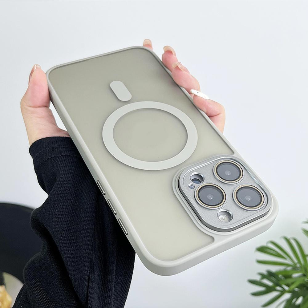 Матовый магнитный прозрачный ультратонкий чехол для iPhone 11 12 13 14 15 16 Pro Max с беспроводной зарядкой Magsafe и пленкой для объектива